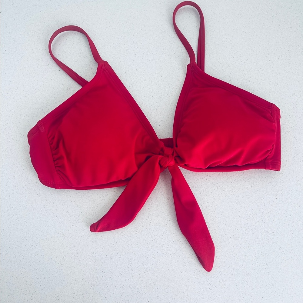 NEW, Vibrant Red, Size Medium Bikini Top With Tie Front and Hook Closure